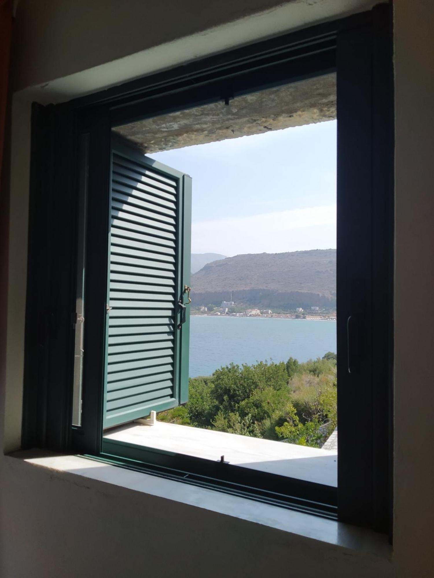 Vatoulia House Aparthotel Neo Oitilo Exterior photo